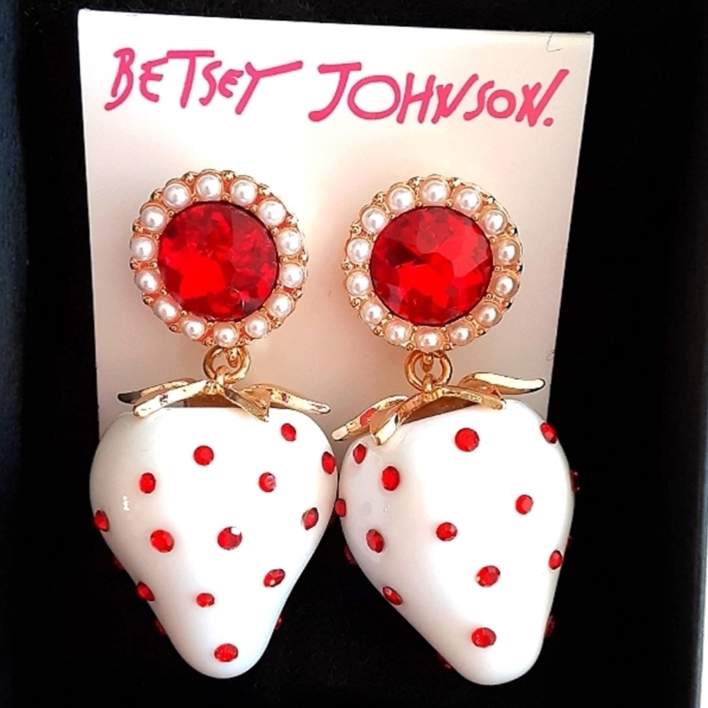 Betsey Johnson White Strawberry Red Crystal Faux Pearl Gold Tone
Earrings